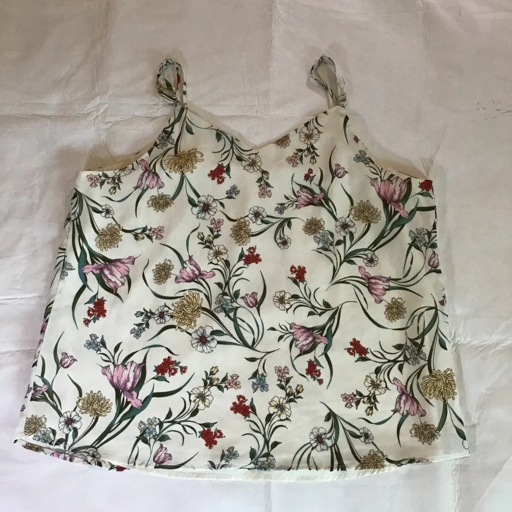 Skies Are Blue Curvy Floral Cami Top White Pink V-Neck Adjustable Straps 1X - Picture 4 of 4